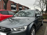 Gebraucht Audi A3 Attraction 122 PS (89 kW) 2013 Grau Limousine