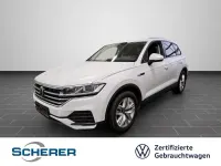 Second-hand VW Touareg Basis 231 CP (169 kW) 2023 Alb SUV