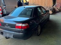 Gebraucht Opel Omega 170 PS (125 kW) 2000 Schwarz Limousine