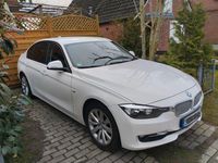 Gebraucht BMW 316 116 PS (85 kW) 2013 Weiß Limousine