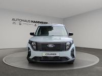 Neu Ford Tourneo Courier Titanium 125 PS (91 kW) 2025 Cactus grey Van / Kleinbus