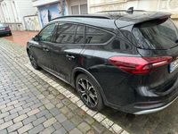 gebraucht Ford Focus Turnier 1.0 EcoBoost Hybrid Aut. ST-LINE STYLE