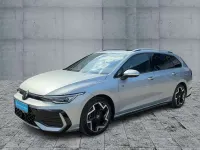 Gebraucht VW Golf VIII R-line 150 PS (110 kW) 2025 Silber Kombi