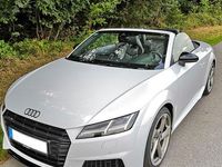 Gebraucht Audi TT Roadster Ambiente 310 PS (228 kW) 2017 Weiß Cabrio