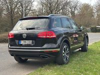 Gebraucht VW Touareg 204 PS (150 kW) 2016 Schwarz SUV