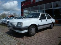 Gebraucht Opel Ascona 75 PS (55 kW) 1989 Weiß Limousine