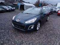 Gebraucht Peugeot 308 CC Active 156 PS (114 kW) 2012 Blau Cabrio