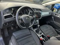 gebraucht VW Touran Comfortline 1.6 TDI NAVI ACC