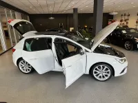 Używany Seat Leon Beats 150 KM (110 kW) 2018 Biały Sedan/Limuzyna