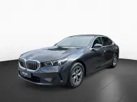 Gebraucht BMW 520 Comfort Edition 190 PS (139 kW) 2025 Sophistograu (grau) Limousine