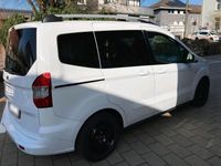 Gebraucht Ford Tourneo Courier Titanium 101 PS (74 kW) 2021 Weiß Van / Kleinbus