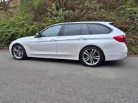 Gebraucht BMW 320 Sport Line 190 PS (139 kW) 2015 Weiß Kombi