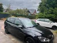 Gebraucht VW Golf VII LOUNGE 122 PS (89 kW) 2015 Schwarz Kombi