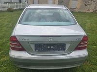 Gebraucht Mercedes 200 122 PS (89 kW) 2003 Silber Limousine