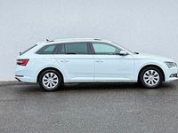 Gebraucht Skoda Superb Style 179 PS (131 kW) 2016 Weiß Kombi