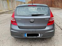 Gebraucht Hyundai i30 108 PS (79 kW) 2009 Grau Kleinwagen