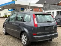 Usado Ford Focus Ghia 101 CV (74 kW) 2003 Gris Familiar