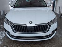Gebraucht Skoda Octavia Style 116 PS (85 kW) 2021 Weiß Kombi