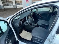 Gebraucht Citroën C3 SELECTION 82 PS (60 kW) 2015 Weiß Limousine