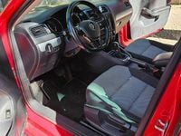 Gebraucht VW Jetta 150 PS (110 kW) 2015 Rot Limousine
