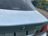 Gebraucht BMW 523 170 PS (125 kW) 1998 Silber Limousine