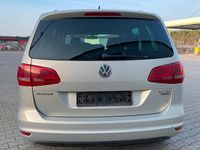 Gebraucht VW Sharan 140 PS (102 kW) 2010 Silber Van / Kleinbus
