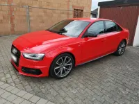 Gebraucht Audi A4 Competition 204 PS (150 kW) 2015 Rot Limousine