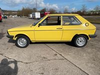 Gebraucht VW Polo 39 PS (28 kW) 1981 Gelb Kleinwagen