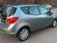 Gebraucht Opel Meriva 140 PS (102 kW) 2013 Silber Van / Kleinbus