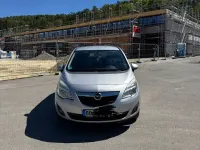 Gebraucht Opel Meriva 104 PS (76 kW) 2011 Silber Van / Kleinbus