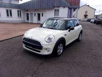 Second-hand Mini Cooper 136 CP (100 kW) 2017 Alb Hatchback
