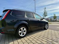 Gebraucht Ford Focus Ghia 125 PS (91 kW) 2010 Schwarz Kombi