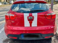 Gebraucht Kia Rio Attract 86 PS (63 kW) 2013 Rot Kleinwagen