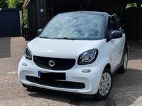 Gebraucht Smart ForTwo Cabrio Basis 71 PS (52 kW) 2019 Andere farben Cabrio