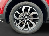 Gebraucht VW T-Roc Style 150 PS (110 kW) 2024 Rot SUV