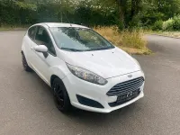 Gebraucht Ford Fiesta 60 PS (44 kW) 2013 Weiß Limousine
