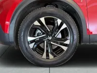 Gebraucht Peugeot e-2008 Allure 100 kW (136 PS) 2022 Rot SUV