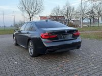 Gebraucht BMW 750 449 PS (330 kW) 2018 Grau Limousine