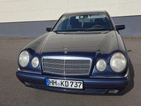 Gebraucht Mercedes E200 Elegance 136 PS (100 kW) 1997 Blau Limousine