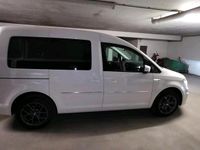 Gebraucht VW Caddy Highline 150 PS (110 kW) 2016 Weiß Van / Kleinbus