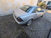 Gebraucht Mercedes SLK230 193 PS (141 kW) 1996 Silber Cabrio