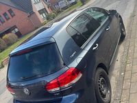 Gebraucht VW Golf VI Team 105 PS (77 kW) 2010 Blau Kleinwagen