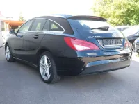 Gebraucht Mercedes CLA180 Shooting Brake 109 PS (80 kW) 2018 Schwarz Kombi