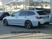 Gebraucht BMW 320 M Sport 190 PS (139 kW) 2024 Grau Kombi