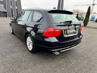 gebraucht BMW 318 D AUTOMATIK/NAVI/XENON/PANO/S-HEFT