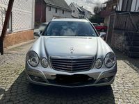 Gebraucht Mercedes E320 Avantgarde 224 PS (164 kW) 2007 Silber Kombi
