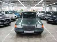 Gebraucht Mercedes C200 75 PS (55 kW) 1994 Grün Limousine