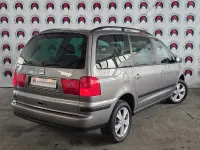 Używany Seat Alhambra Reference 116 KM (85 kW) 2009 Szary Minivan