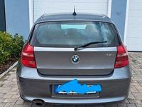 Gebraucht BMW 116 122 PS (89 kW) 2010 Grau Kleinwagen