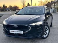 Gebraucht Ford Focus Cool & Connect 120 PS (88 kW) 2022 Agate black (metallic) Kombi